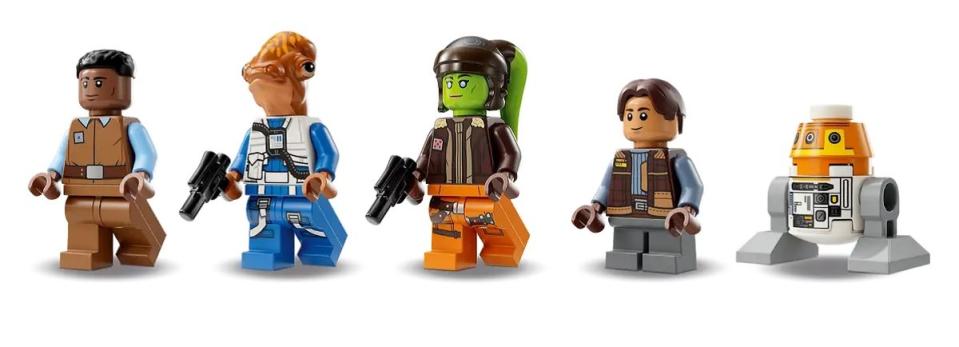 The LEGO Star Wars Ahsoka Ghost and Phantom II crew minifigures.