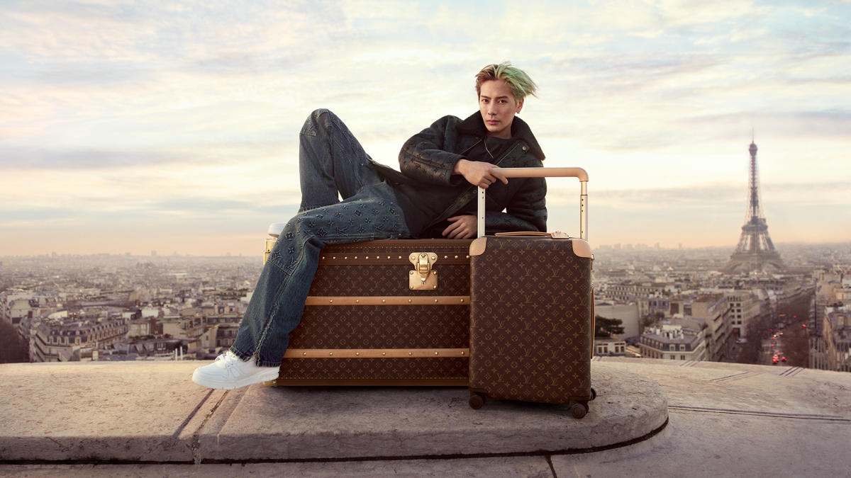 Louis Vuitton Marc Newson Rolling Luggage Teaser