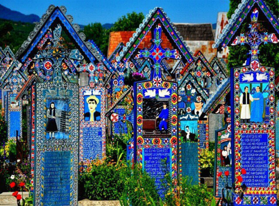 Cementerio alegre de Sapantza (Rumanía)