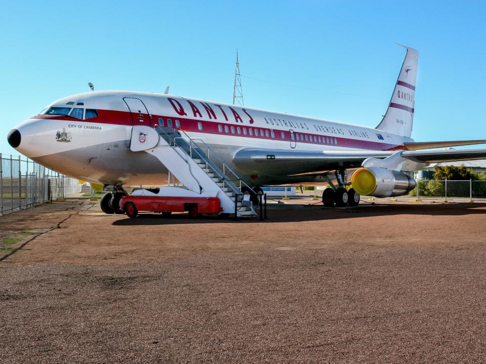 Qantas Boeing 707