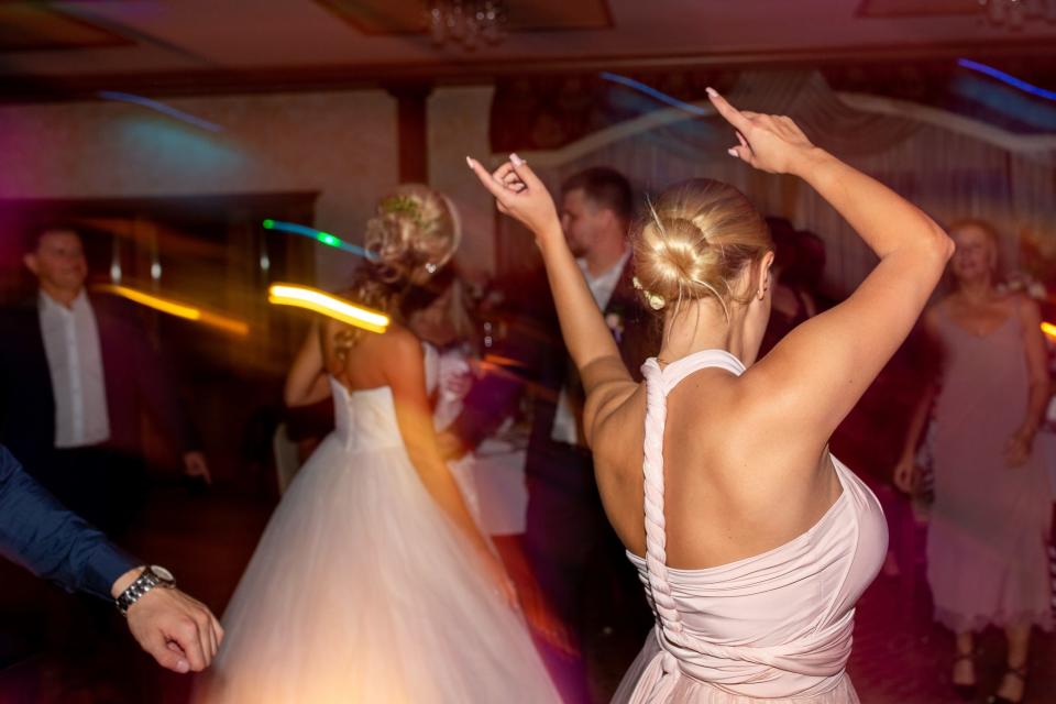 New York has clarified its rules around music and dancing at wedding receptions.