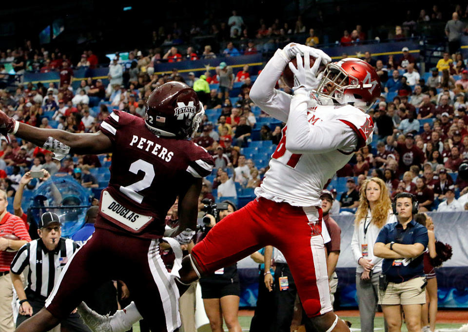 Mississippi State tops Miami (Ohio) with a blocked field goal. (Getty)