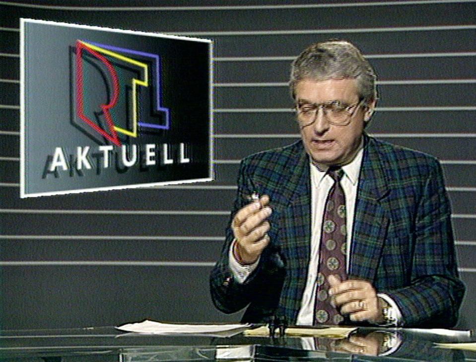 <p>1984 war die Geburtsstunde des Privatfernsehsenders RTL in Luxemburg. Die Hauptnachrichtensendung trug damals noch den Namen „7 vor 7“. Los ging es mit Moderator Hans Meiser immer um 18:53 Uhr. (Bild: MG RTL D) </p>