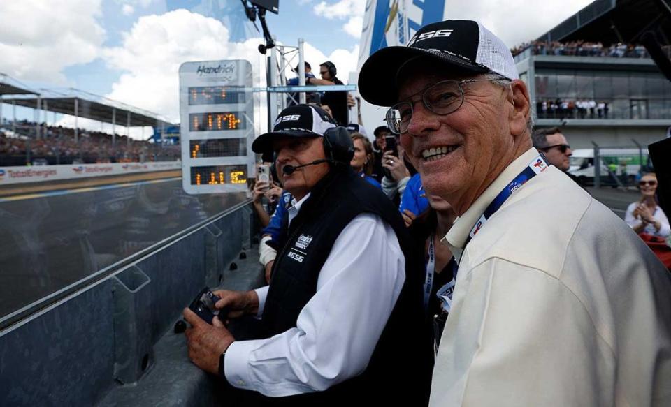 NASCAR Chairman/CEO Jim France, right, and team owner Rick Hendrick await the Garage 56 car\