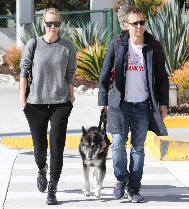 Jennifer Connelly & Paul Bettany: Dog Walking Duo: Photo 2511071, Jennifer  Connelly, Paul Bettany, Pregnant Celebrities Photos