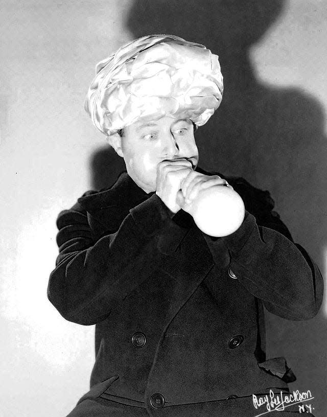 Joe Cook appears on the NBC radio series “Shell Chateau” in 1936.