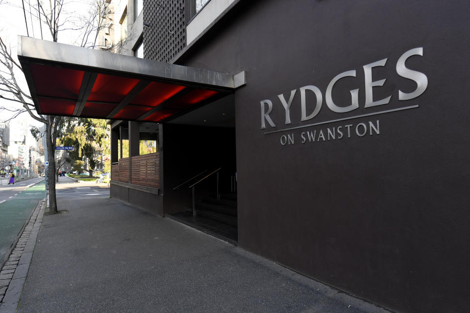 Rydges on Swanston and Stamford Plaza hotels have been identified as the source of Melbourne's coronavirus outbreaks and are now subject to an inquiry. Source: AAP