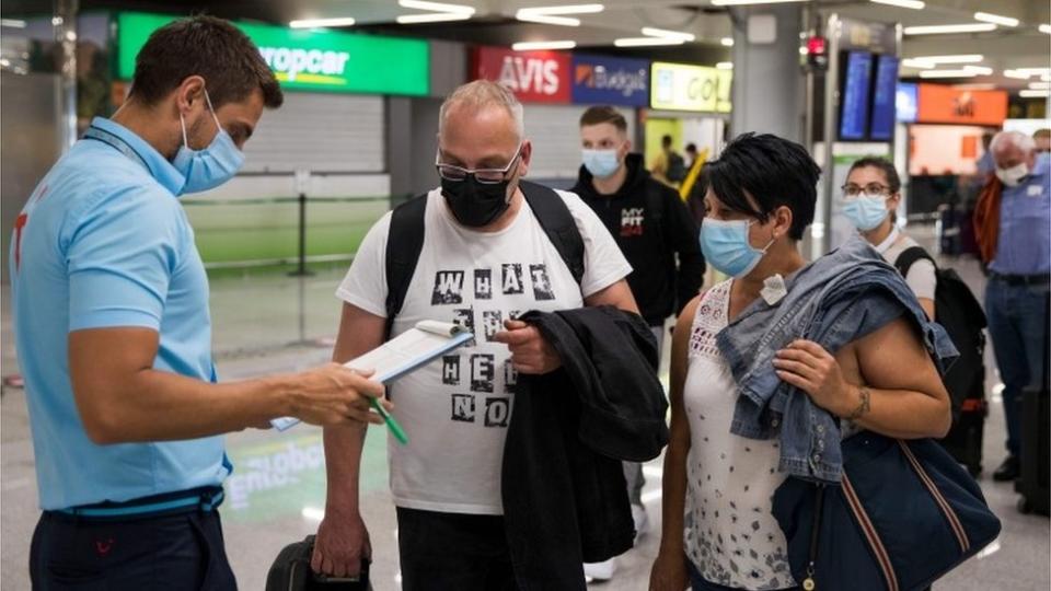 Un control en un aeropuerto de España