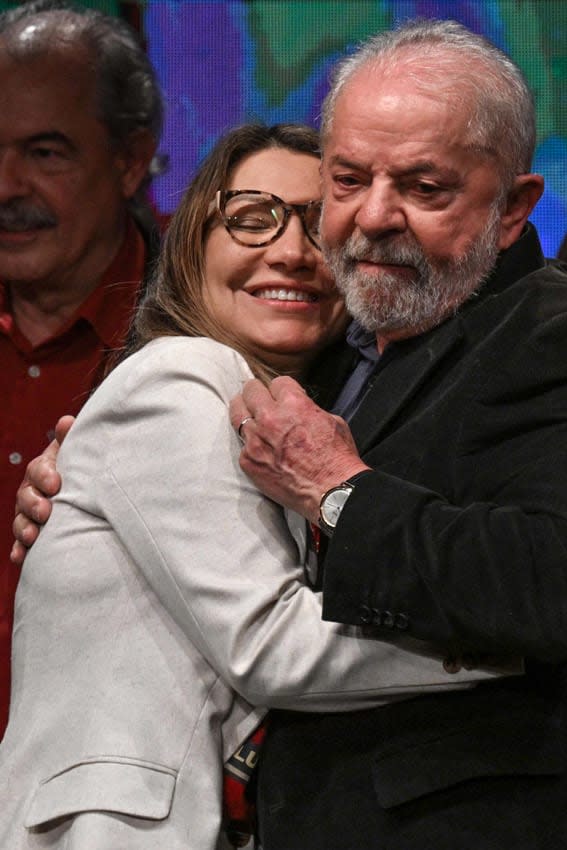 Lula da Silva junto a su mujer Janja