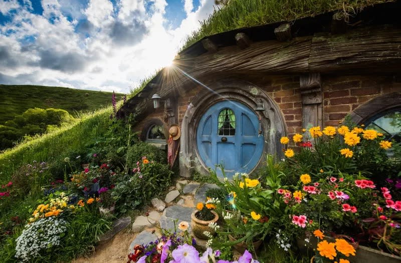 Hobbiton Movie Set Guided Tour. (Photo: Klook SG)