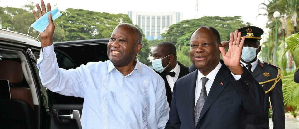 « Une rencontre fraternelle », a dit le président Ouattara pour qualifier les échanges entre lui, Laurent Gagbo et Henri Konan Bédié qu'il avait reçus au palais présidentiel à Abidjan.   - Credit:ISSOUF SANOGO / AFP
