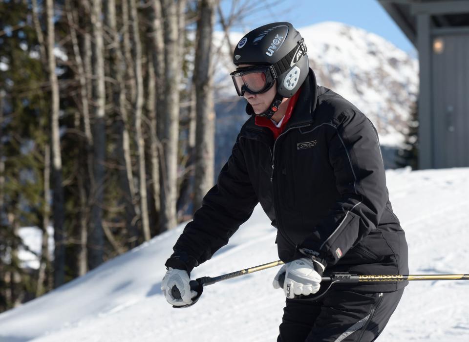 Russian President Vladimir Putin visits the "Laura" cross country ski and biathlon centre in the resort of Krasnaya Polyana near Sochi January 3, 2014. REUTERS/Alexei Nikolskiy/RIA Novosti/Kremlin (RUSSIA - Tags: POLITICS SPORT OLYMPICS) ATTENTION EDITORS - THIS IMAGE HAS BEEN SUPPLIED BY A THIRD PARTY. IT IS DISTRIBUTED, EXACTLY AS RECEIVED BY REUTERS, AS A SERVICE TO CLIENTS