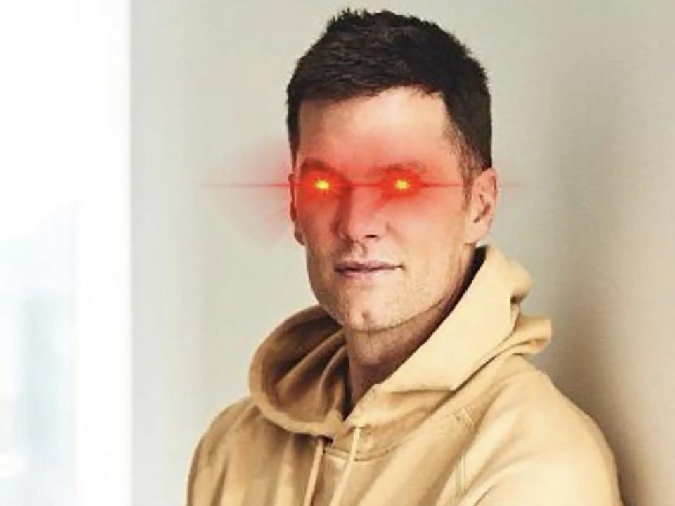 Tom Brady's old Twitter profile photo