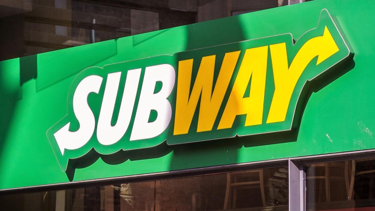 Subway Adds the Footlong Cookie to Permanent Menu