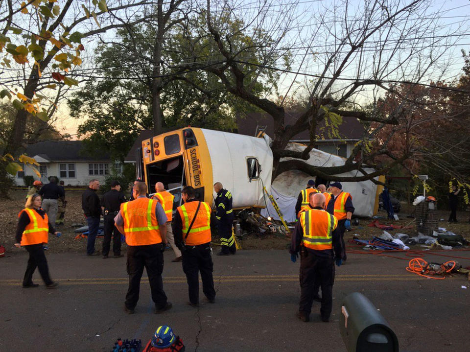 Deadly school bus crash in Chattanooga, Tenn.