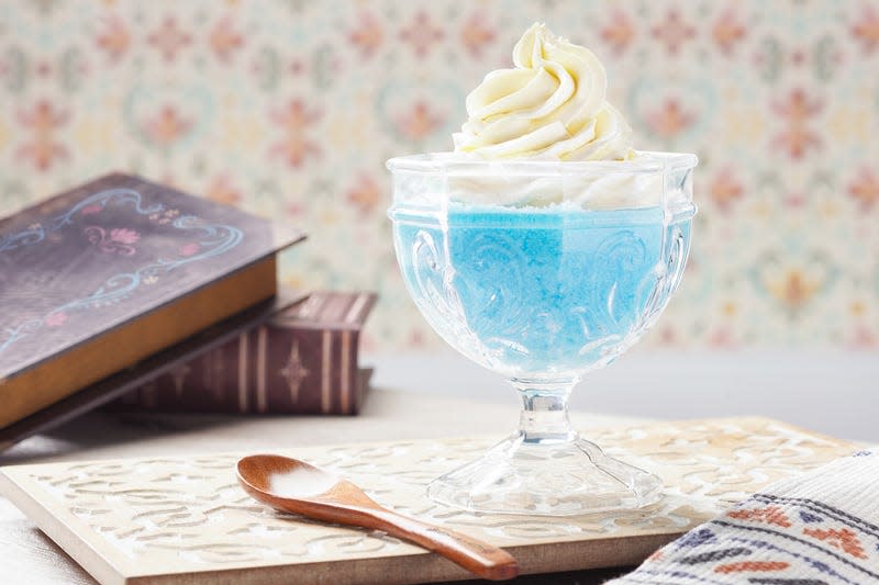 Frozen inspired treats in Hong Kong Disneyland’s World of Frozen