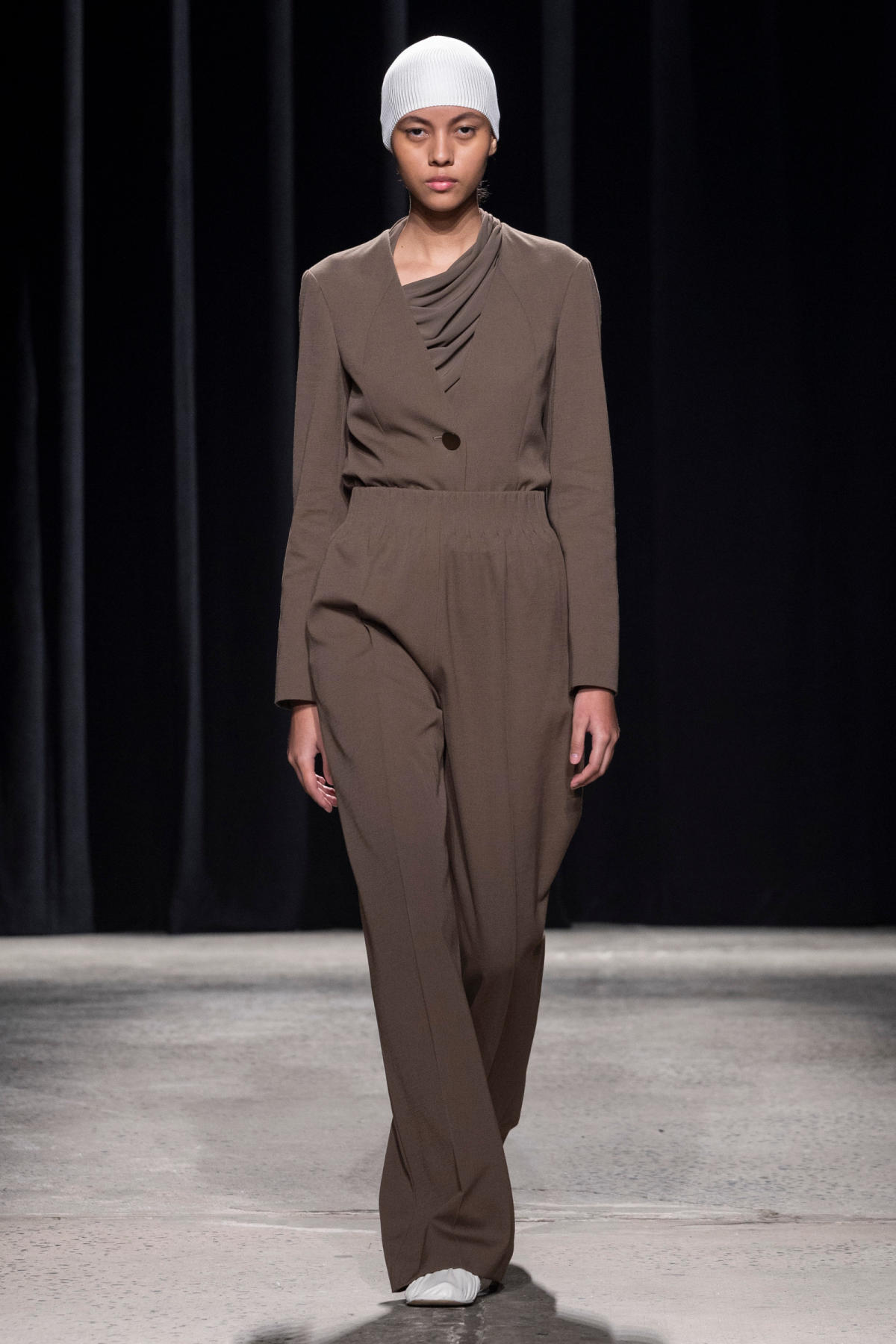 Fforme Fall 2024 Ready-to-Wear: Elegance That Purrs With Ease