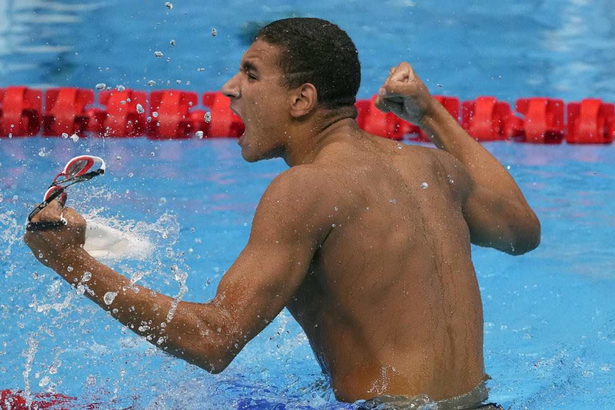 Tunisian Teen Wins Surprise Olympic Swimming Gold Yahoo Sports