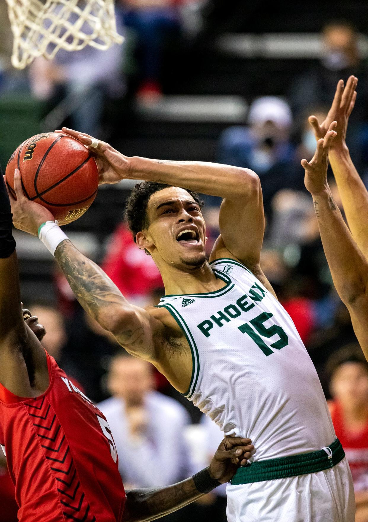 Donovan Ivory played in 15 games for UWGB this season.