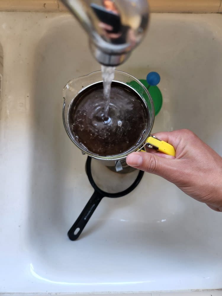 how to clean a french press
