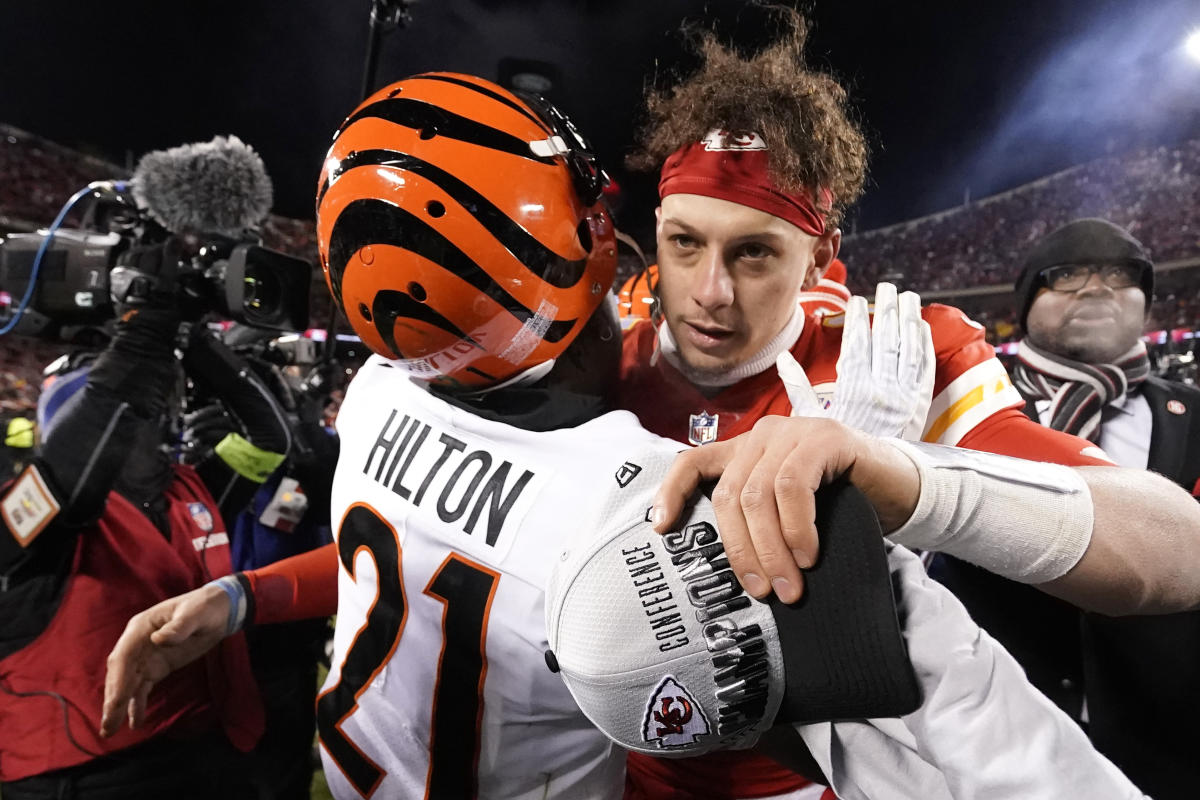 Chiefs beat Bengals in AFC title game after late penalty sparks winning  field goal