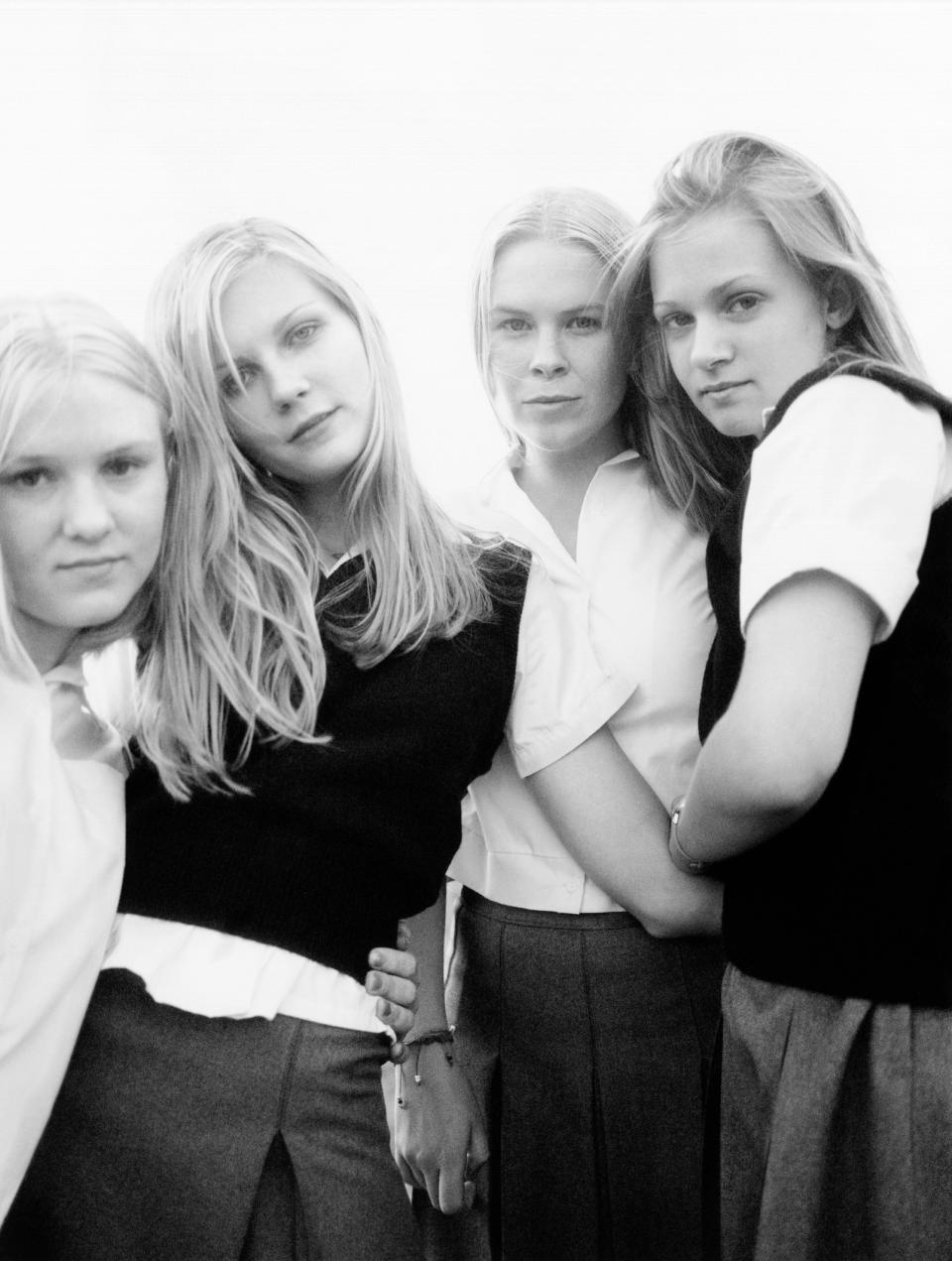 <h1 class="title">THE VIRGIN SUICIDES, from left: Chelse Swain, Kirsten Dunst, Leslie Hayman, A.J. Cook, 1999. ©Americ</h1><cite class="credit">Photo: American Zoetrope / Courtesy Everett Collection</cite>