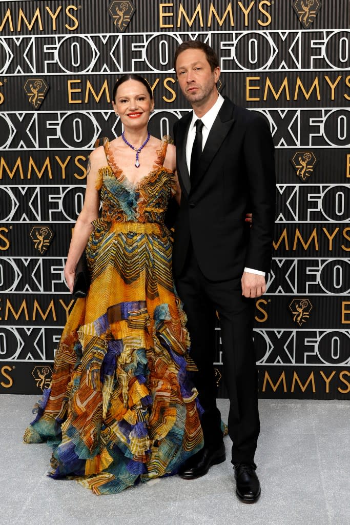 (L-R) Yelena Yemchuk and Ebon Moss-Bachrach attend the 75th Primetime Emmy Awards at Peacock Theater on January 15, 2024 in Los Angeles, California.