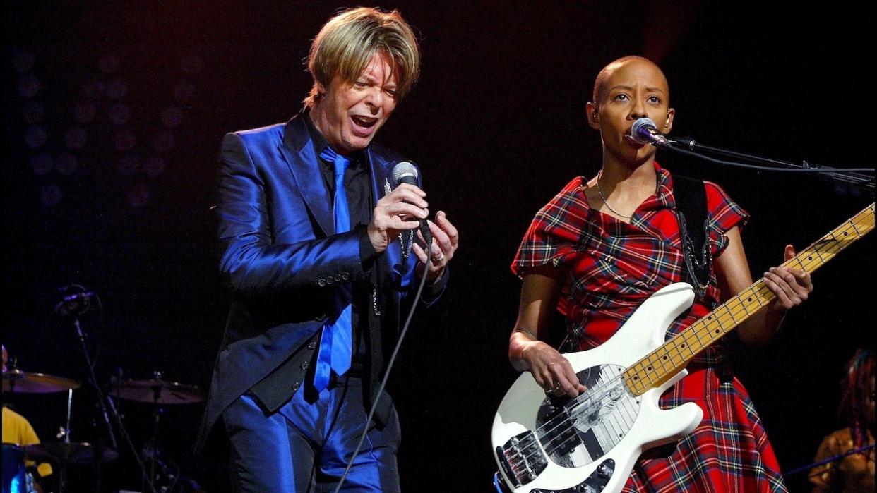  Bowie and Gail Ann Dorsey in Paris, France on September 25, 2002. 