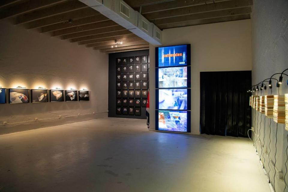 La exposición “Lecturas difíciles” de Jesús Hdez-Güero se exhibe en Arts Connection Foundation hasta el 5 de mayo.