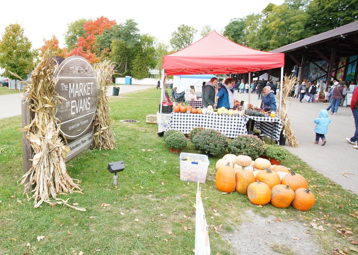 Get a taste of fall at Tecumseh's Appleumpkin and Kapnick Orchards