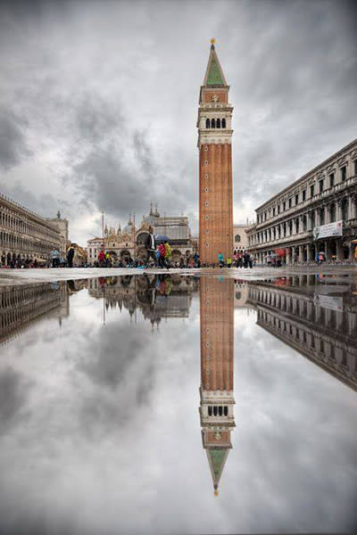 弗洛里安咖啡館外就是威尼斯著名的聖馬克廣場 (圖片來源／Caffè Florian)