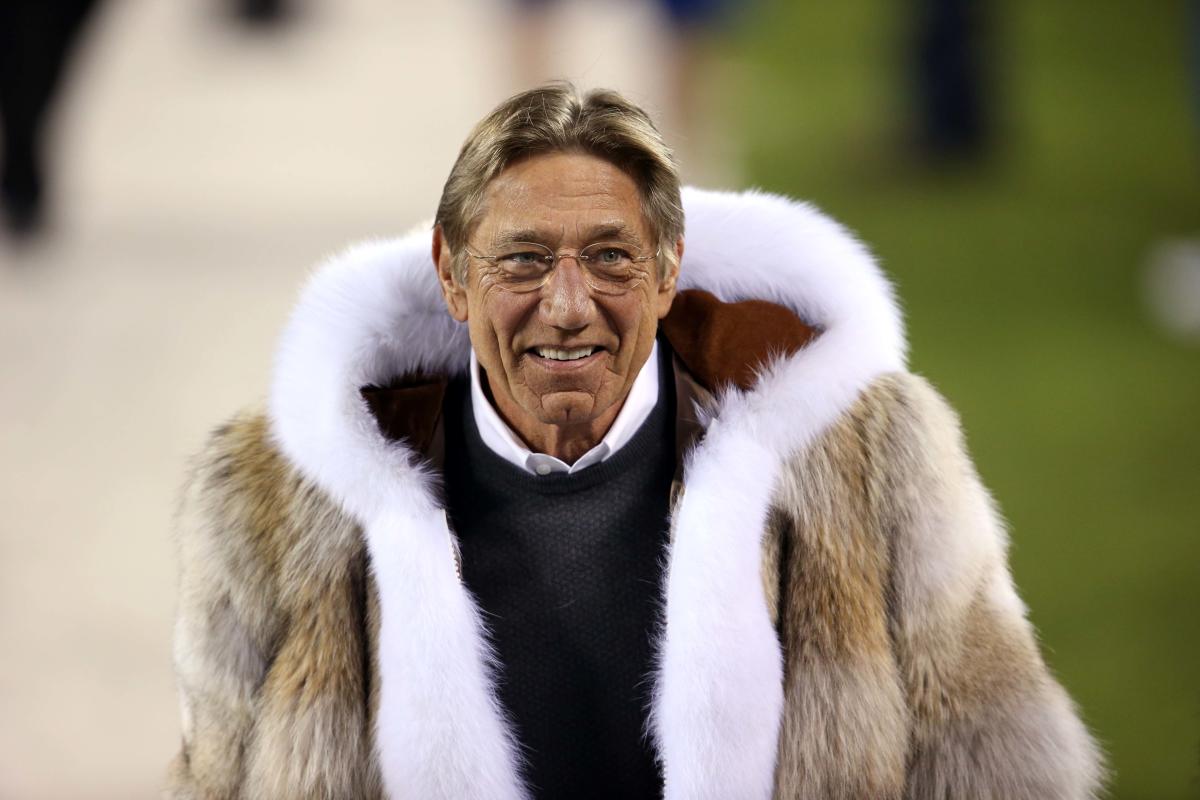 Aaron Rodgers could wear Joe Namath's iconic 12 jersey if plays