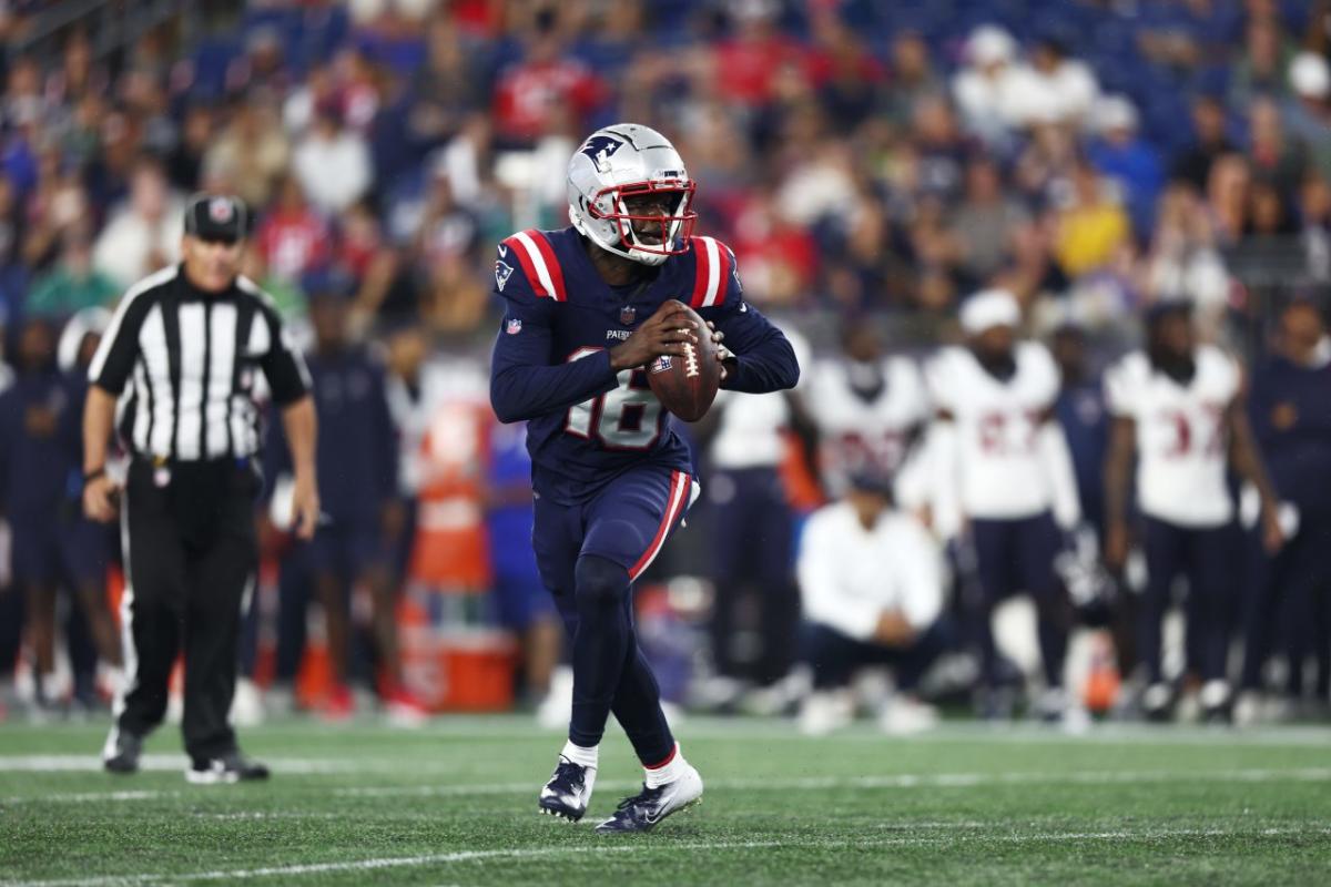 Patriots' Malik Cunningham has impressive debut at QB after