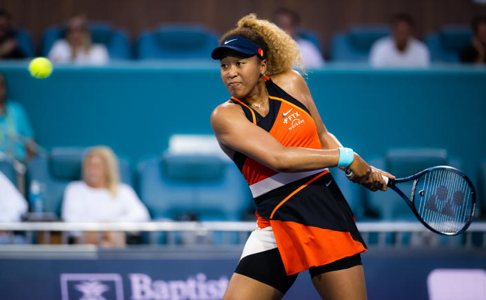 Naomi Osaka durante su duelo de cuartos de final del Torneo de Miami contra Danielle Collins. (Foto: Robert Prange / Getty Images).