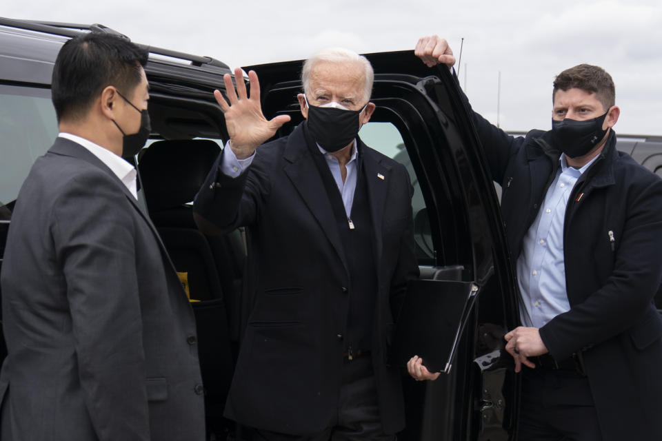 President-elect Joe Biden arrives to board his plane at New Castle Airport in New Castle, Del., Monday, Jan. 4, 2021, en route to Atlanta to campaign for Georgia Democratic candidates for U.S. Senate, Rev. Raphael Warnock and Jon Ossoff. (AP Photo/Carolyn Kaster)