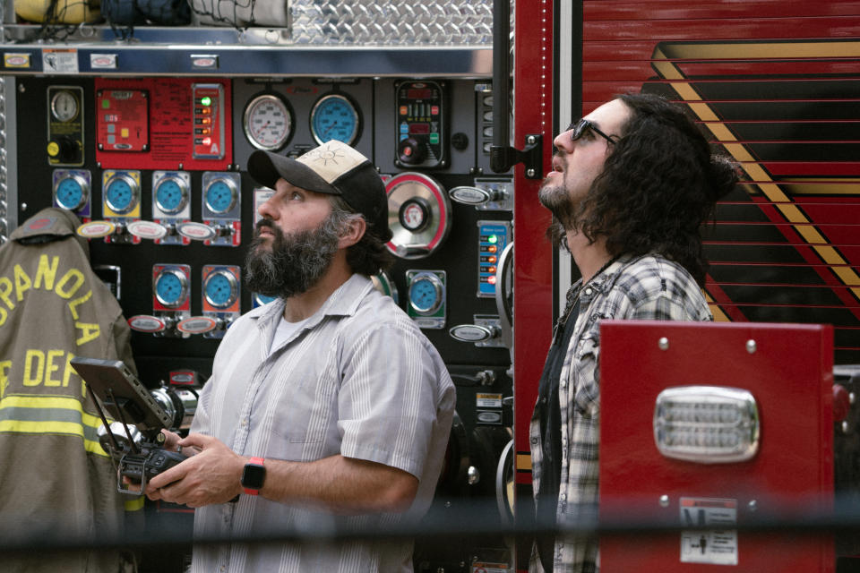 L-R: Oscar Avila as Remi and Benny Safdie as Dougie in The Curse, episode 10, season 1, streaming on Paramount+ with SHOWTIME, 2023. Photo Credit: Richard Foreman Jr./A24/Paramount+ with SHOWTIME.