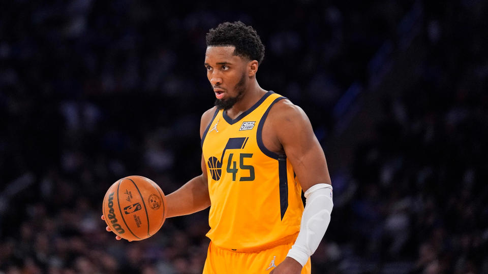 Utah Jazz's Donovan Mitchell during the second half of an NBA basketball game against the New York Knicks, Sunday, March 20, 2022, in New York. The Jazz defeated the Knicks 108-93. (AP Photo/Seth Wenig)