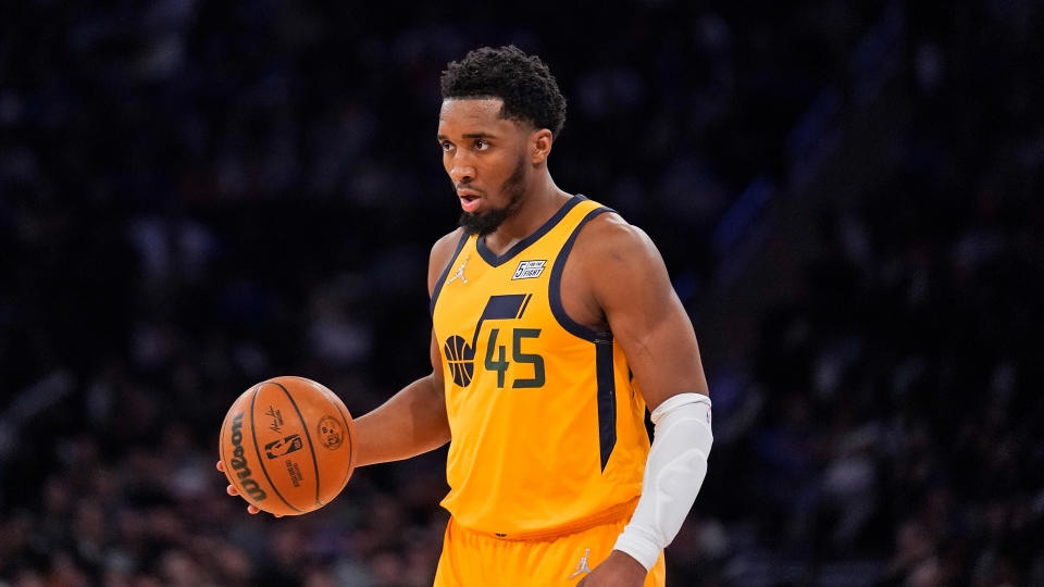 Utah Jazz&#39;s Donovan Mitchell during the second half of an NBA basketball game against the New York Knicks, Sunday, March 20, 2022, in New York. The Jazz defeated the Knicks 108-93. (AP Photo/Seth Wenig)