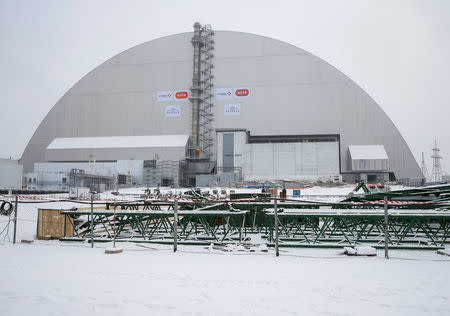 A general view shows a New Safe Confinement (NSC) structure over the old sarcophagus covering the damaged fourth reactor at the Chernobyl nuclear power plant, Ukraine, November 29, 2016. REUTERS/Gleb Garanich