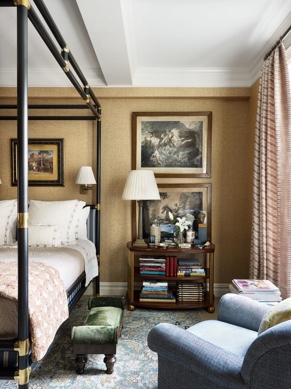 Rosselli’s headboard and mattress are by Charles H. Beckley; linens by Casa Del Bianco.