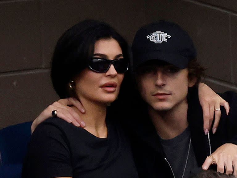 Besos, mimos y abrazos entre Kylie Jenner y Timothée Chalamet