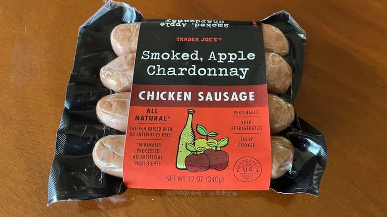 Packaged smoked apple chardonnay chicken sausage