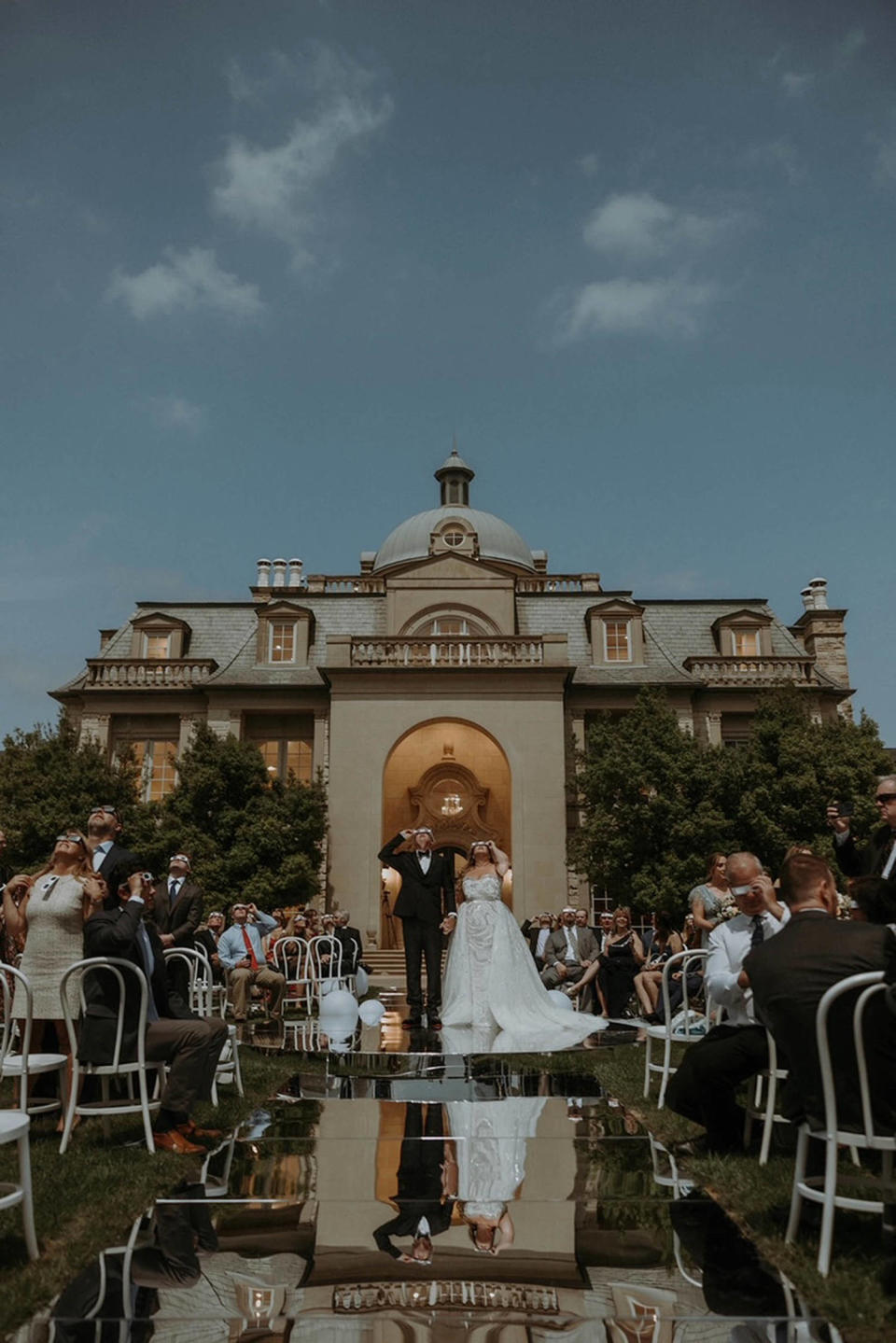 Eclipse Wedding (Courtesy Luke Payne Photography)