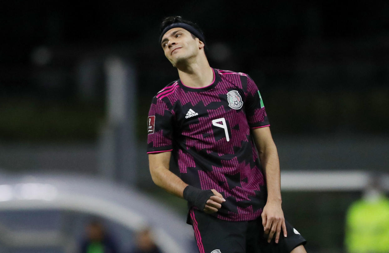 Raúl Jiménez se perfila para ser el delantero titular de México en el Mundial de Qatar 2022. / Foto: Edgard Garrido - REUTERS