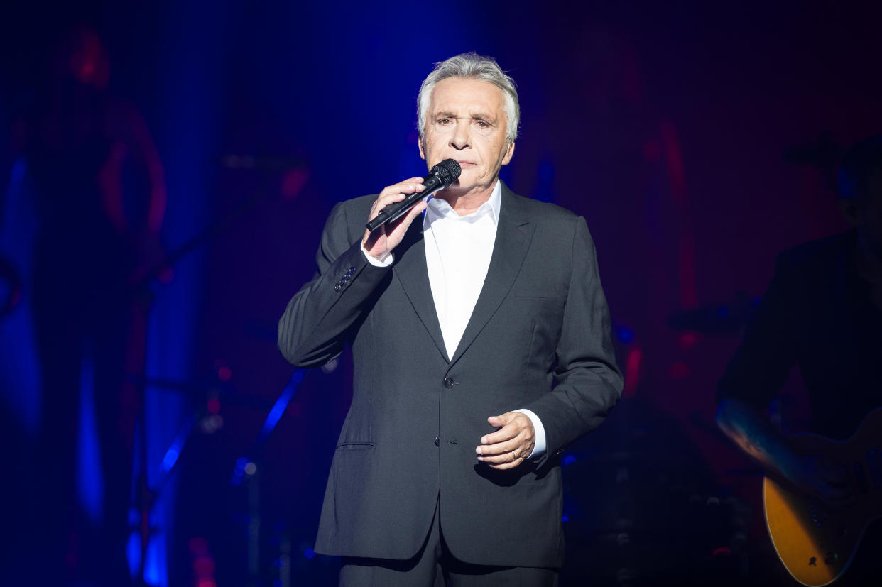 PARIS, FRANCE - JUNE 09: Michel Sardou performs at L'Olympia on June 9, 2013 in Paris, France. (Photo by David Wolff - Patrick/Redferns via Getty Images)