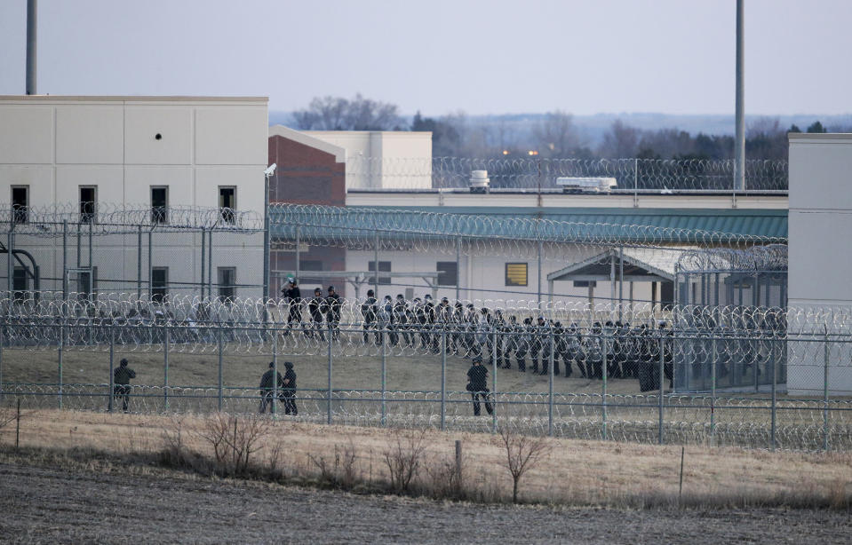 Image: Tecumseh State Correctional Institution (Nati Harnik / AP)