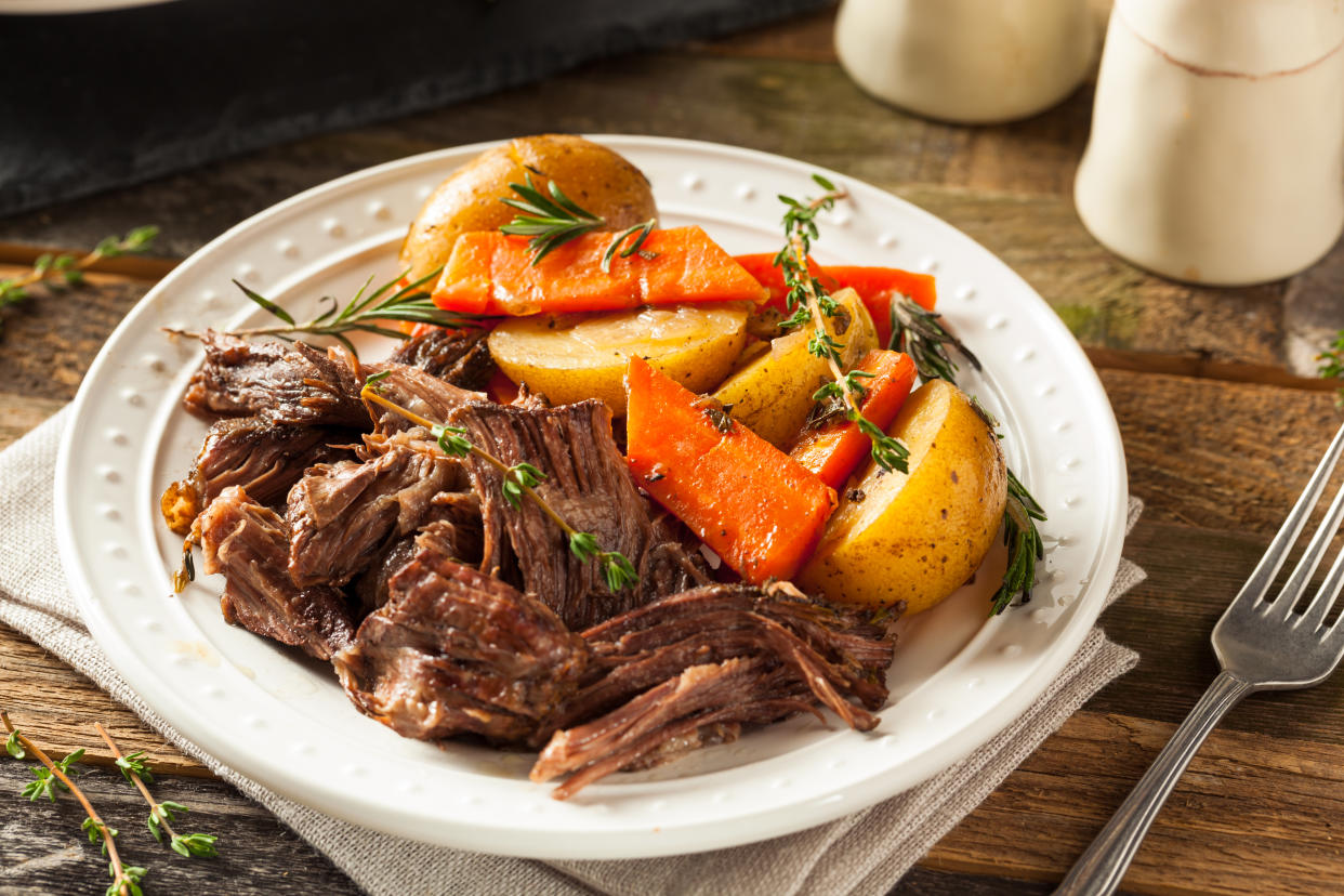 5 de las mejores ollas de cocción lenta en Amazon para preparar platos tiernos y deliciosos. (Foto: Getty)