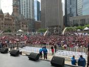 Please note: @npstoronto is at capacity. If you’re still on your way, consider celebrating our @Raptors at a nearby viewing site. Several tv networks will be carrying the parade and rally live. #WeTheChampions #WeTheNorthDay (Twitter/City of Toronto)