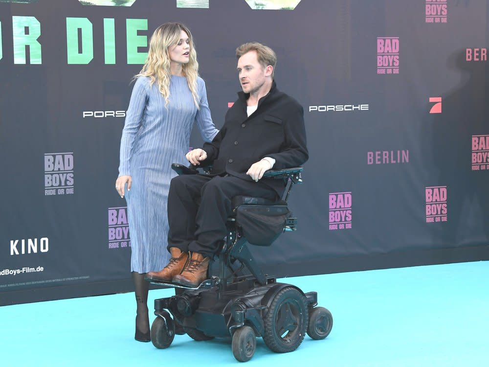 Samuel Koch mit seiner Ehefrau Sarah bei einem Auftritt in Berlin. (Bild: imago/Marja)