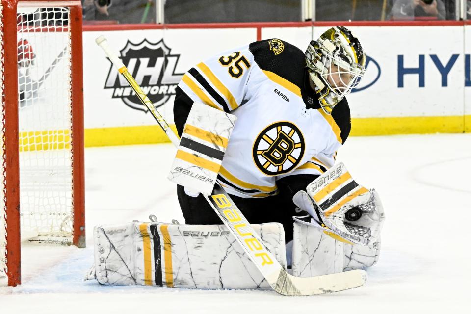 Bruins goalie Linus Ullmark is 21-1-1 with a 1.86 goals-against average.